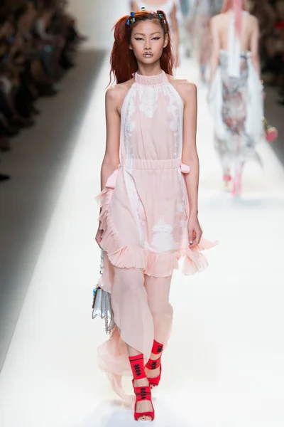 Look 45